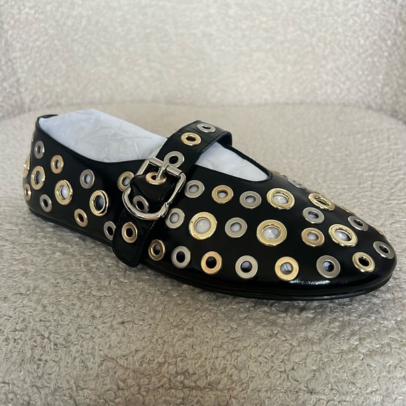 Jeffrey Campbell Flats Holed in Black Gold & Silver - Picture 4 of 6